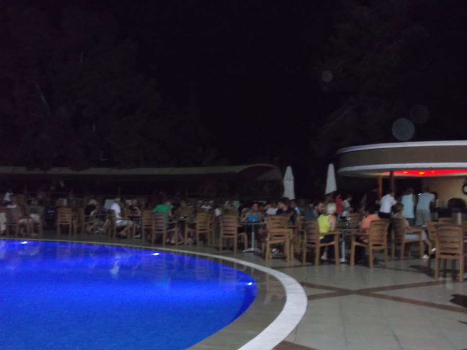 Pool bei Nacht Club Sidelya Hotel