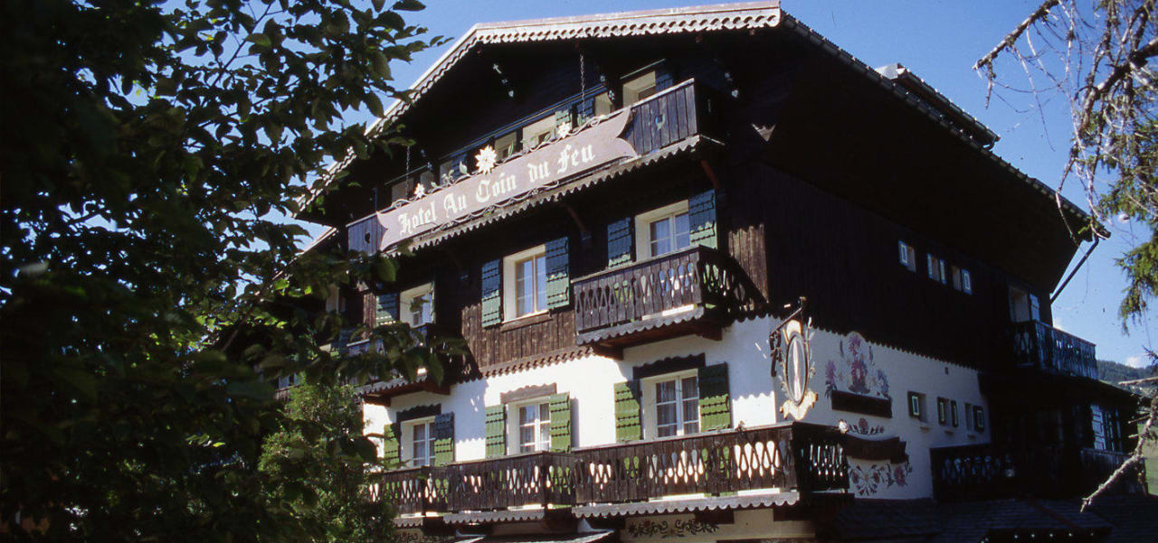 Building Hotel Au Coin Du Feu