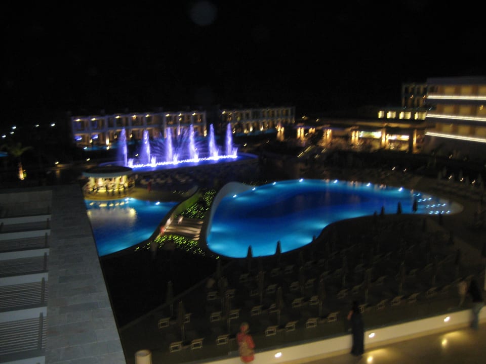 Die Anlage bei Nacht Princess Andriana Resort & Spa