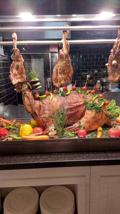 Gastro Rubi Platinum Spa Resort & Suites