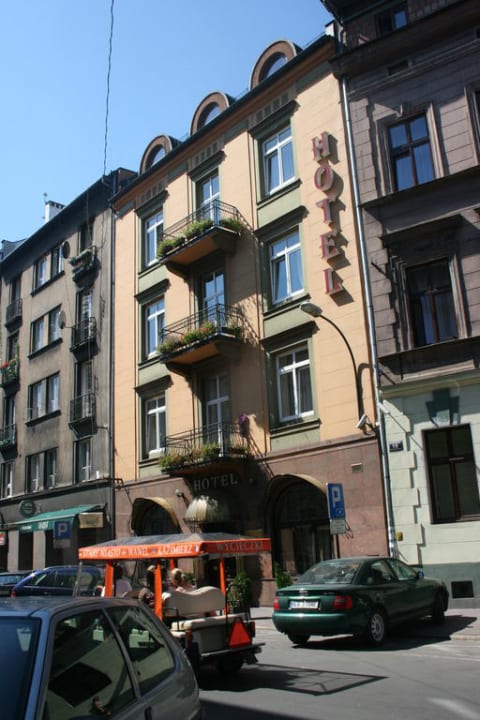Widok hotelu od ul.Miodowej Hotel Kazimierz