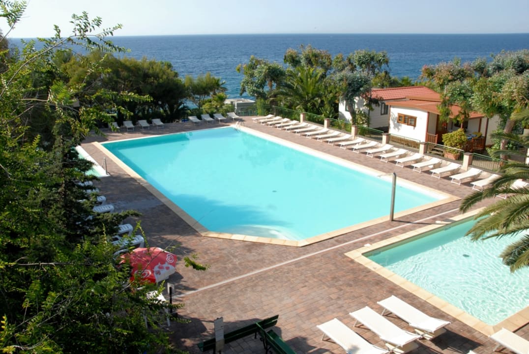 Pool Villaggio Dei Fiori San Remo