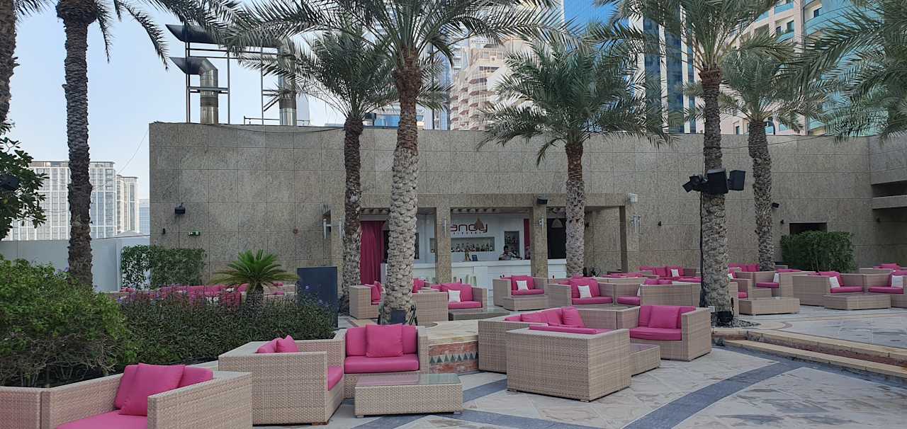 Pool Shangri-La Hotel Dubai