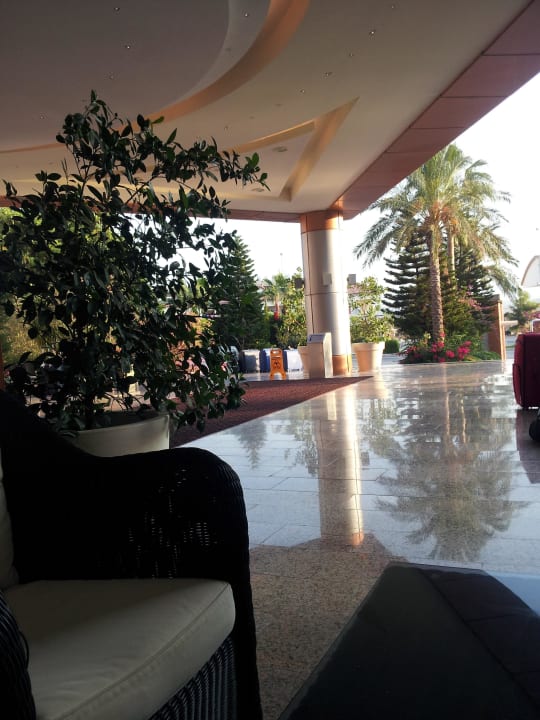 Lobby Hane Family Resort