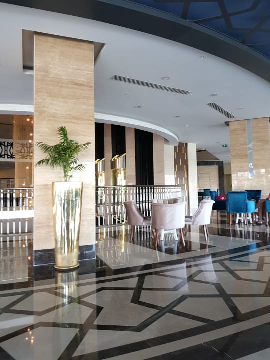 Lobby Dream World Hill Hotel