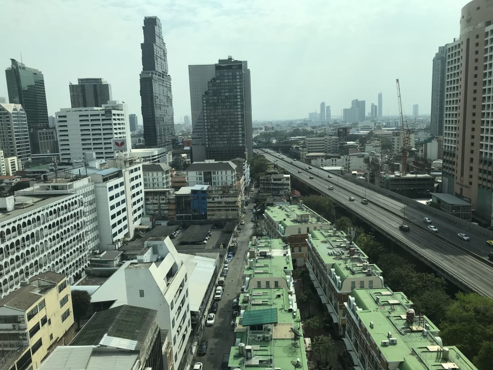 Ausblick Hilton Garden Inn Bangkok Silom