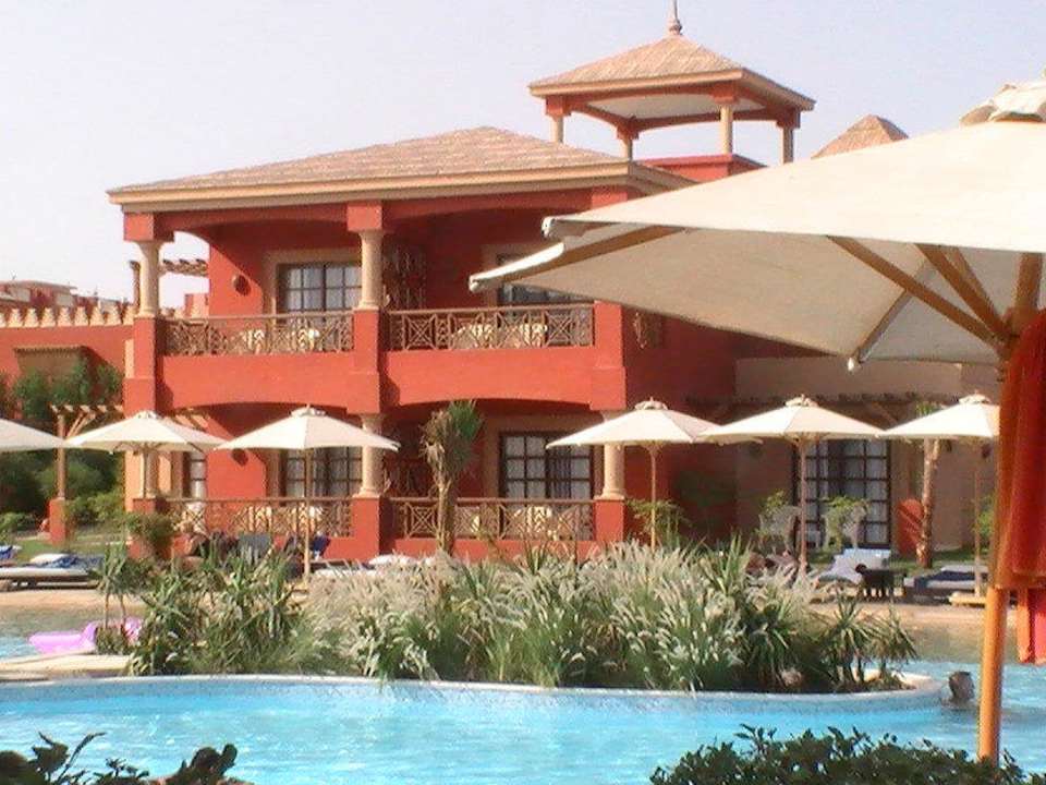 Der Pool im 400er Bereich Pickalbatros Alf Leila Wa Leila Resort - Neverland Hurghada
