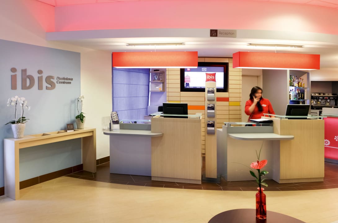 Reception Hotel Ibis Bratislava