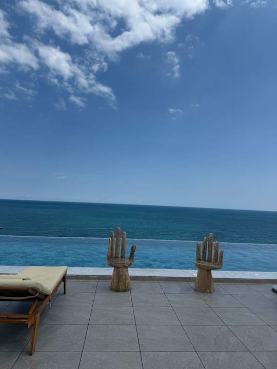 Pool GRIFID Vistamar