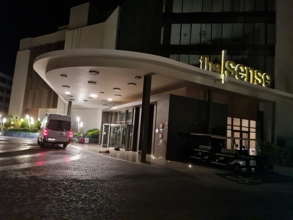 Außenansicht The Sense Deluxe Hotel