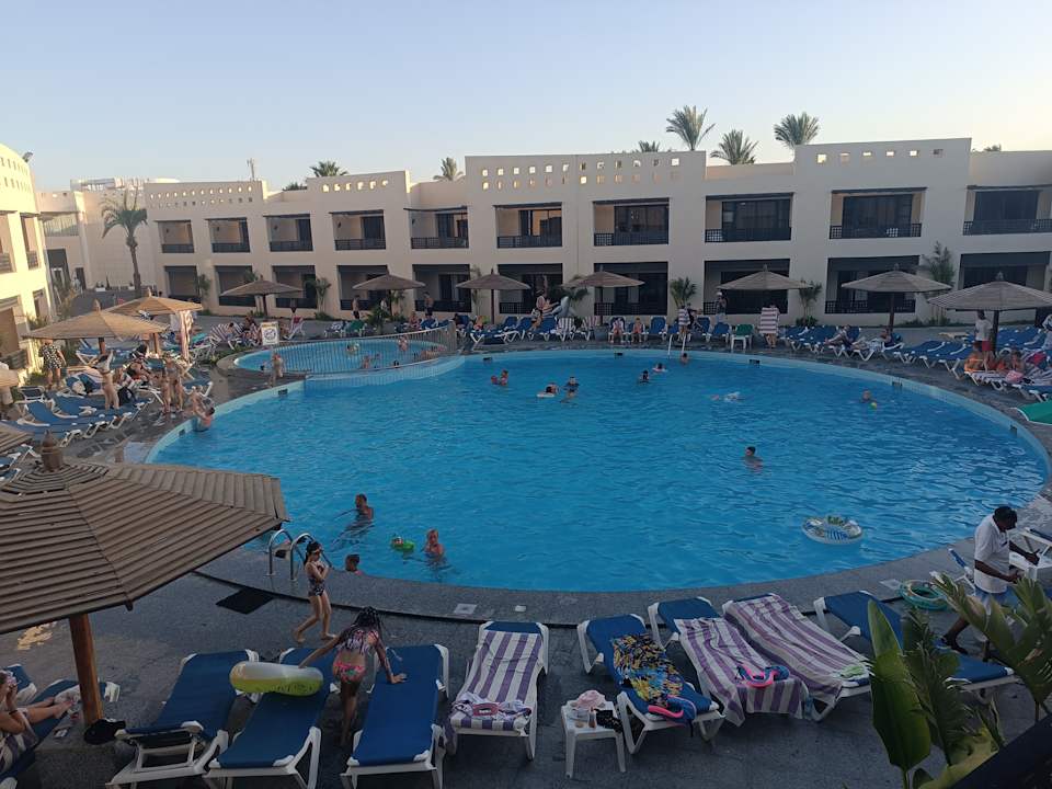 Pool Blend Club Aqua Resort