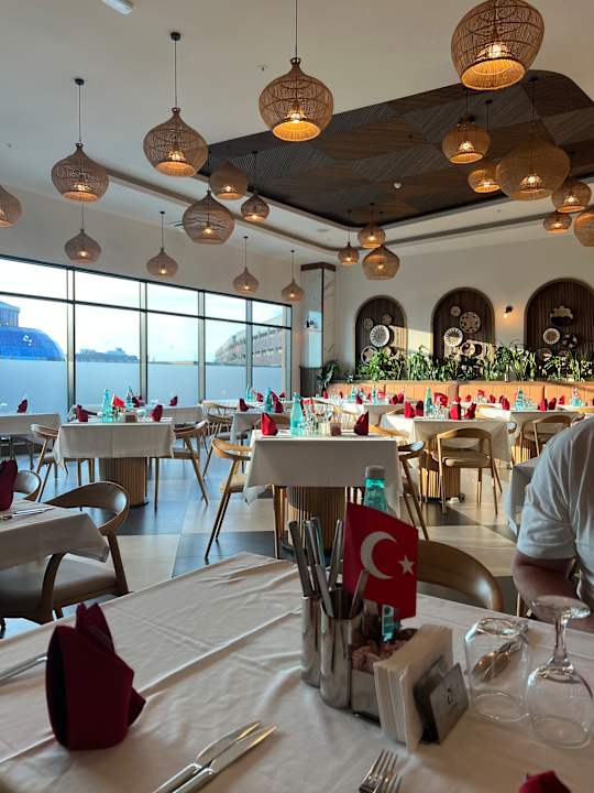 Gastro Jacaranda Luxury Resort