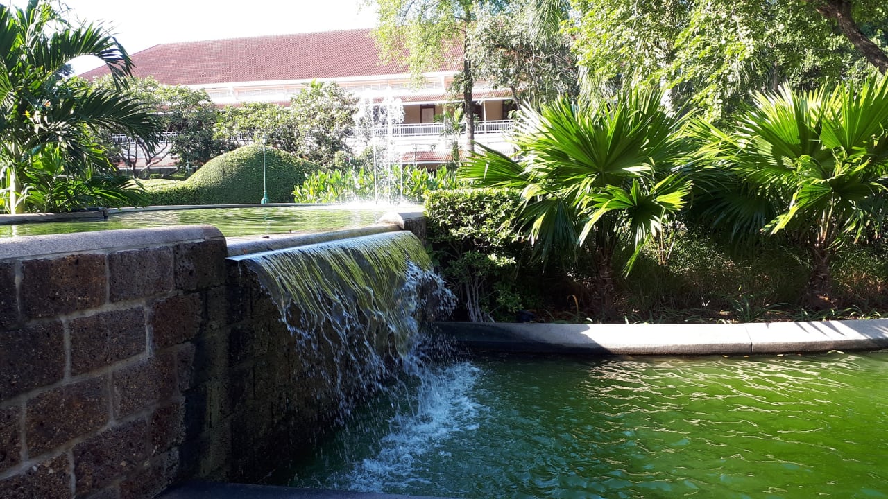 Gartenanlage Centara Grand Beach Resort & Villas Hua Hin