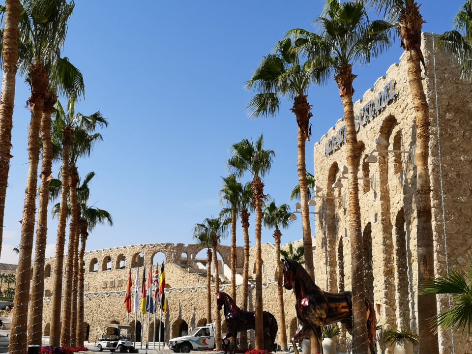 Außenansicht Pickalbatros Citadel Resort