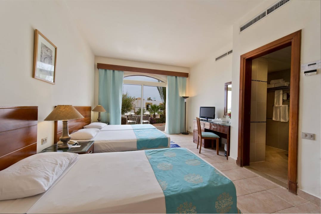 Room Amphoras Blu