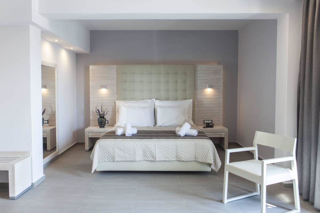 Room Aqua Oliva Resort - Across Hotels & Resorts