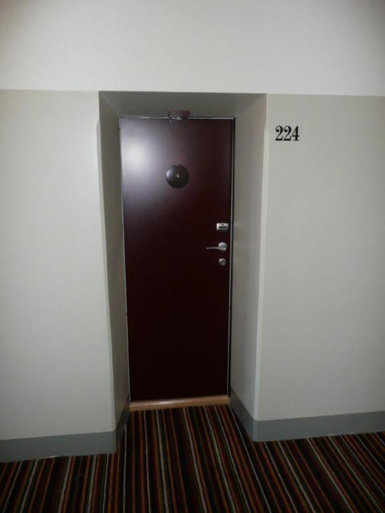 Wejście do pokoju Clarion Collection Hotel Katajanokka