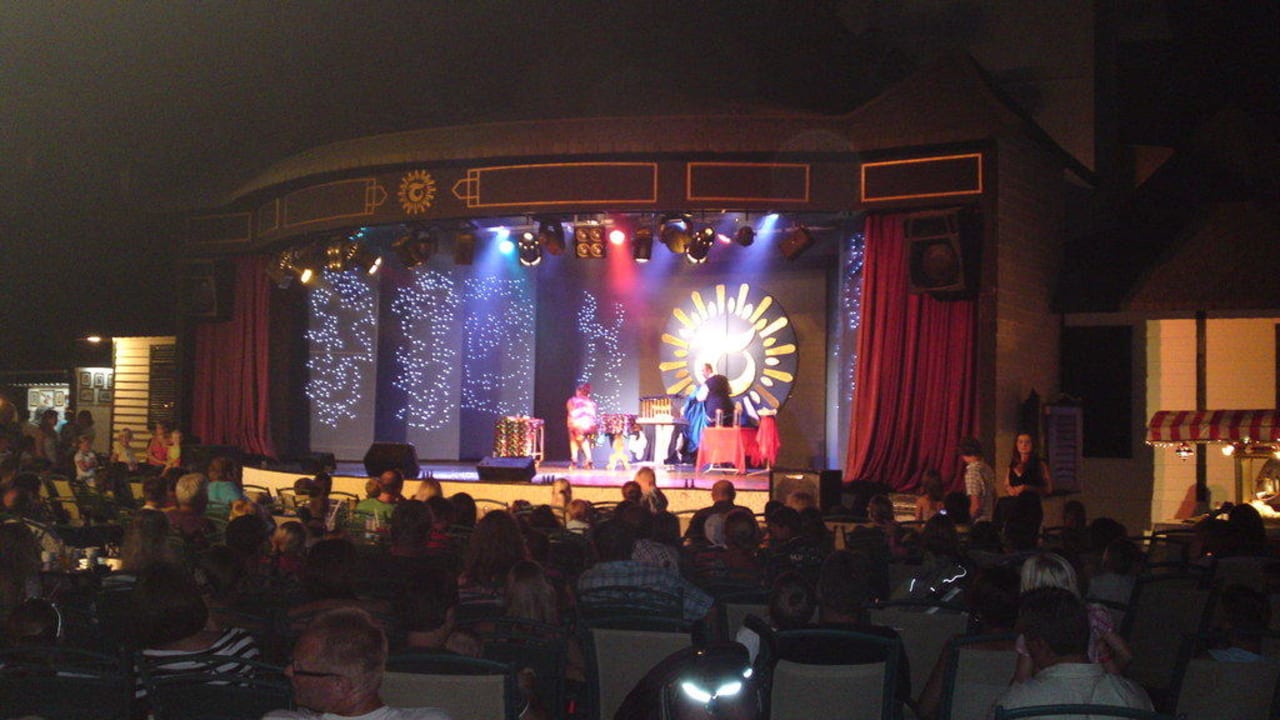 Schouprogramm Hotel Turan Prince