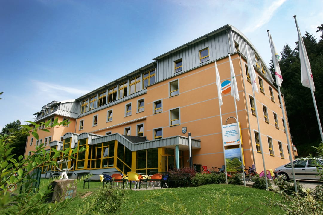 Außenansicht Jugendherberge An Der Saarschleife