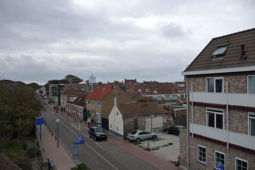 Blick Richtung Zentrum vom Balkon des Zimmer 17 Hotel Noordzee