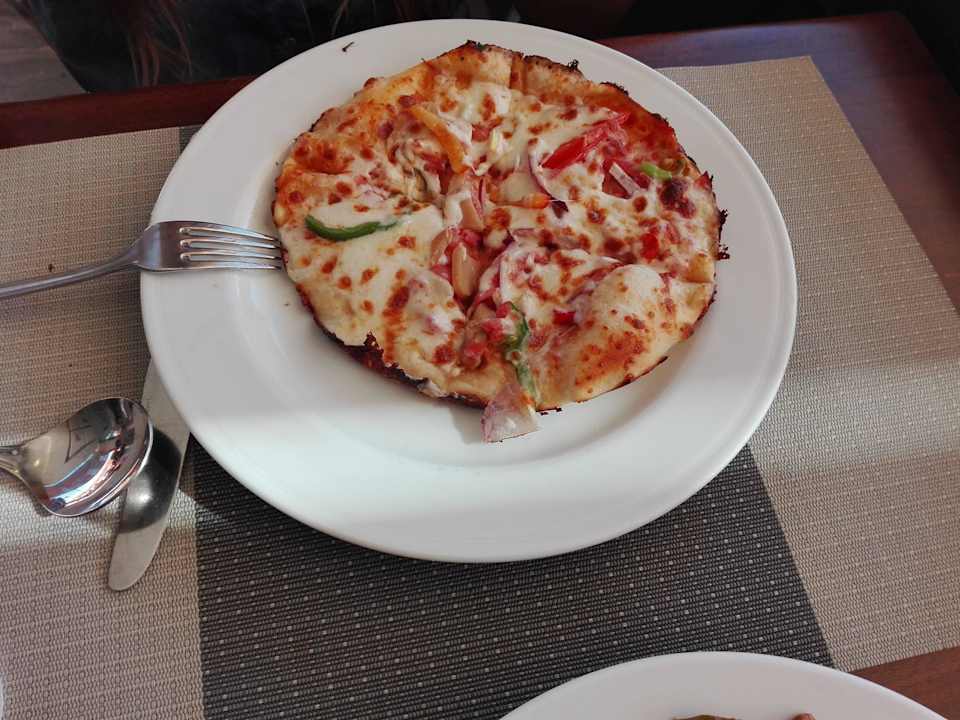 Nice pizza Pickalbatros Alf Leila Wa Leila Resort - Neverland Hurghada