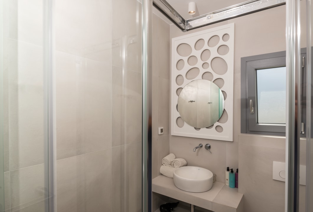 Zimmer Smy Mediterranean White Santorini