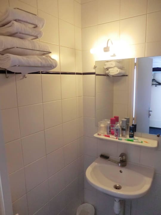 Badezimmer ibis Styles Paris Place d'Italie Butte aux Cailles