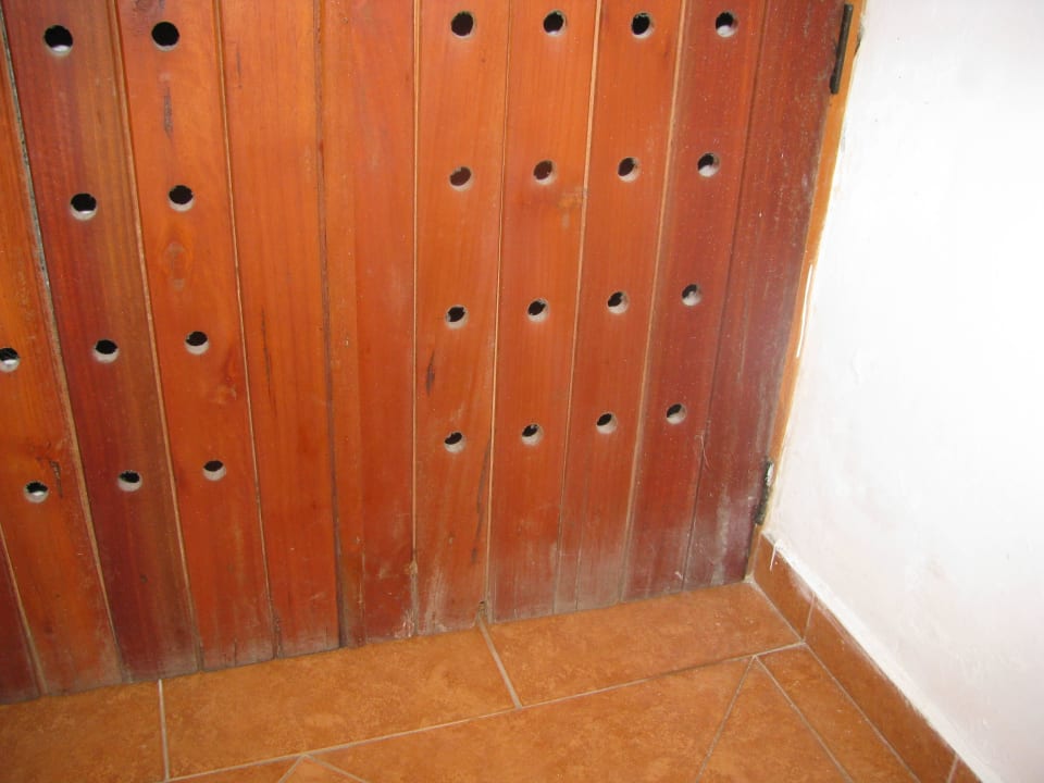 Hotelzimmertür von innen Hotel Koggala Beach