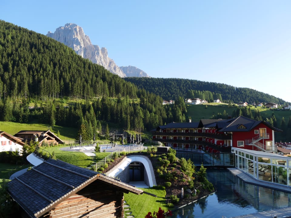 Außenansicht Hotel Alpenroyal