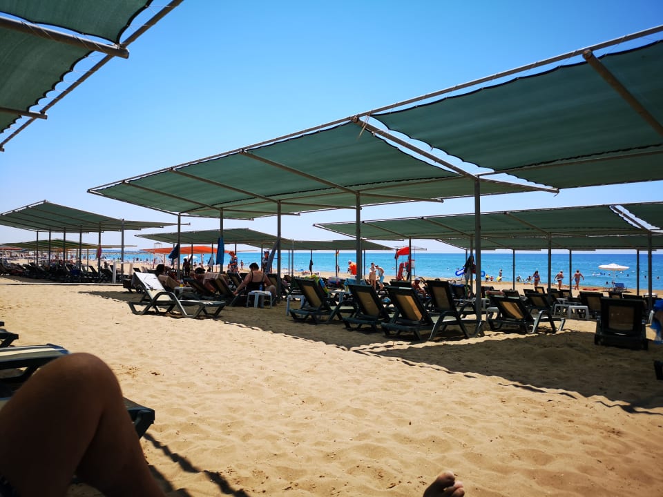 Strand Side West Park Hotel