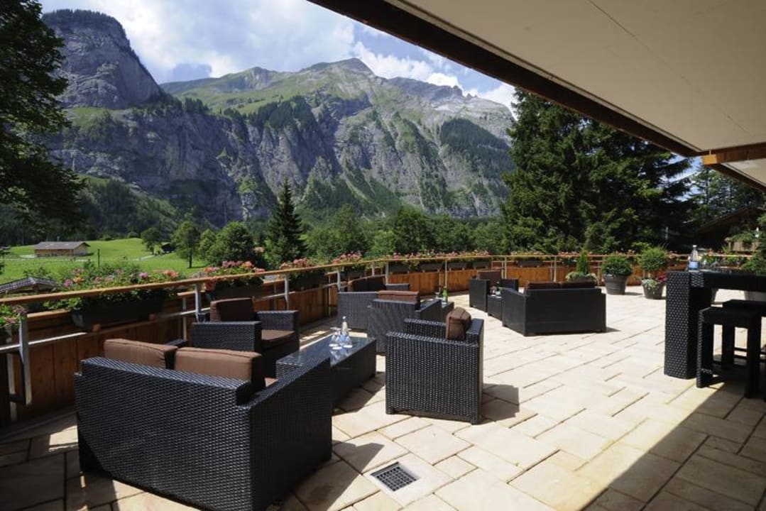 Terrasse Waldhotel Doldenhorn & Landgasthof Ruedihus