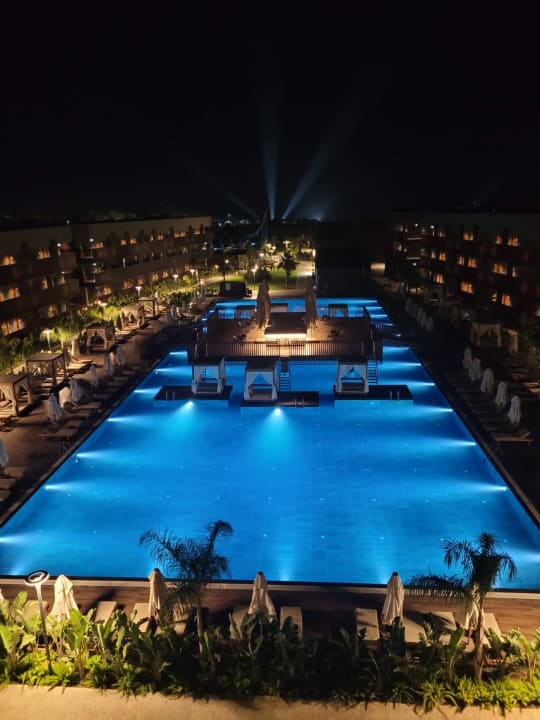 Pool Jacaranda Luxury Resort