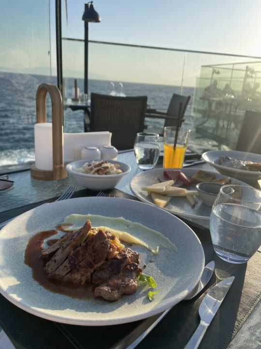 Gastro Hotel Pine Bay Holiday Resort