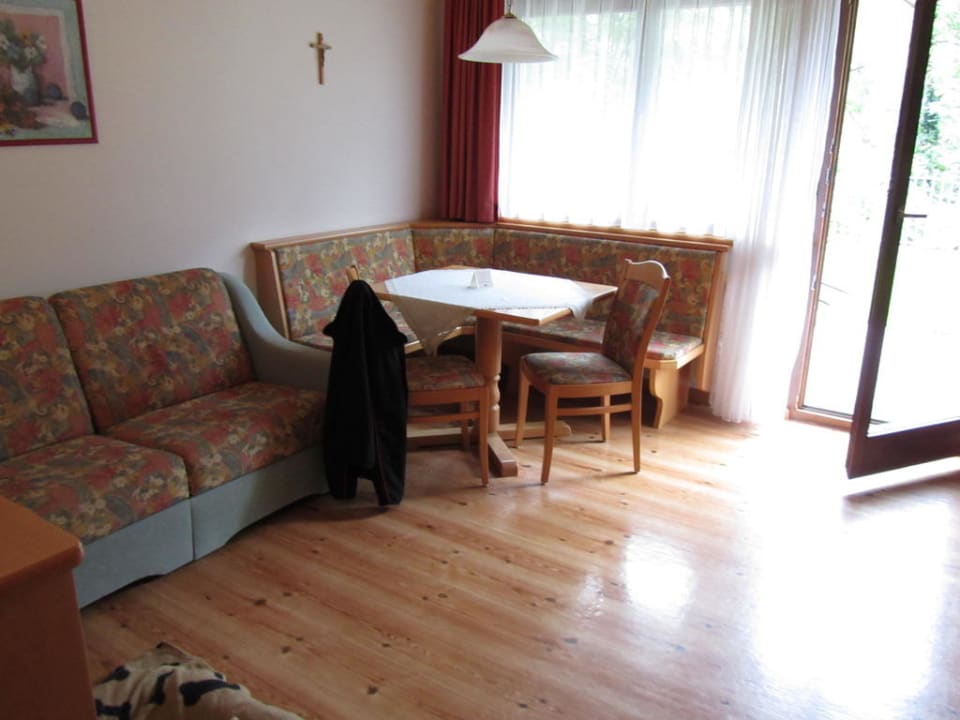 Essecke und kleine Couch  Alpenhof Lodge Passeiertal