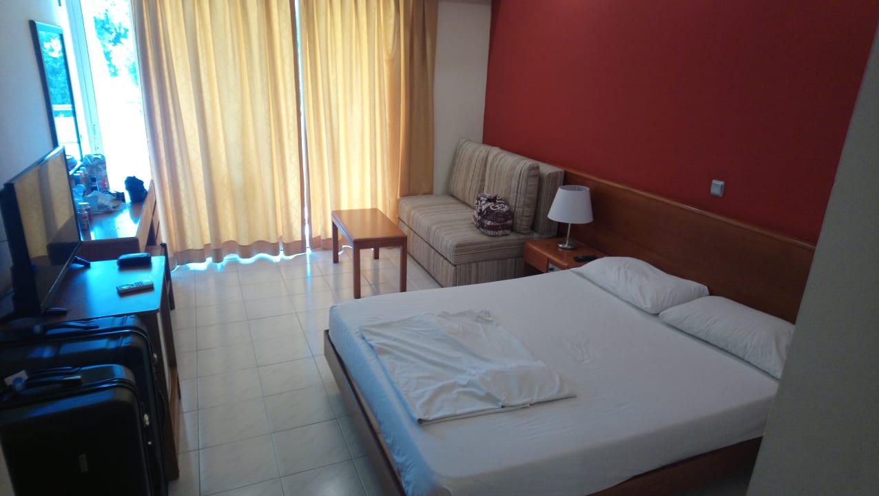 Zimmer Delfinia Resort