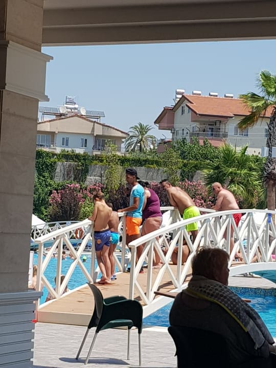 Pool Side Mare Resort & Spa