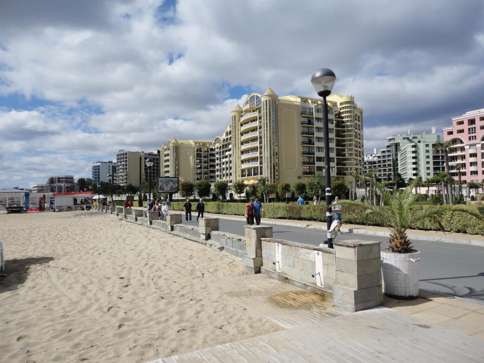 Leider nur Duschen für die Füße DIT Majestic Beach Resort
