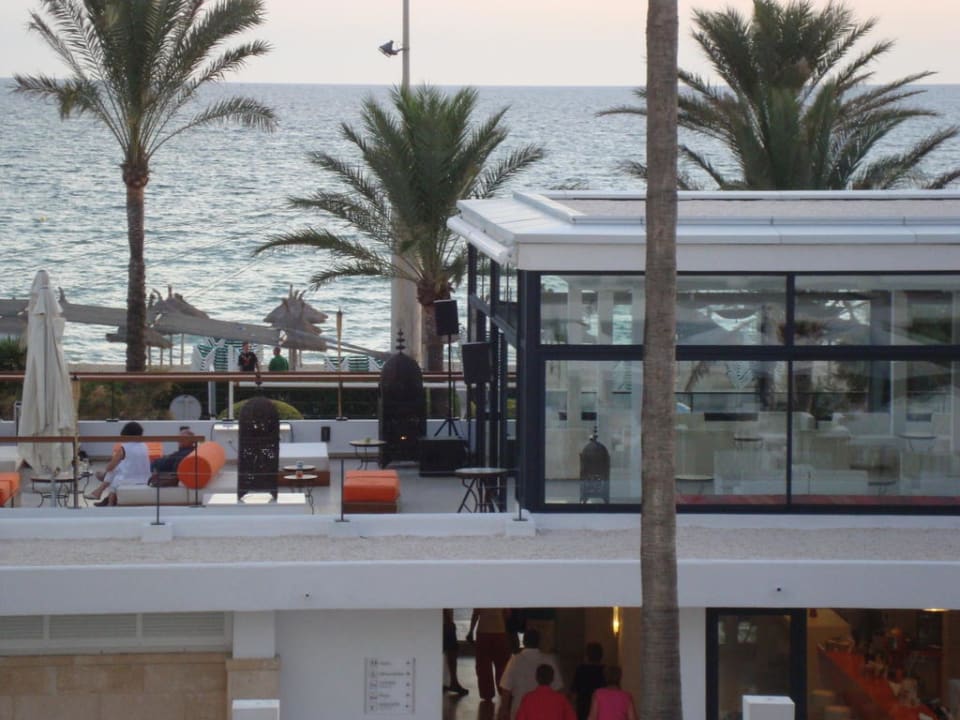 Chillout-Lounge Iberostar Waves Bahia de Palma