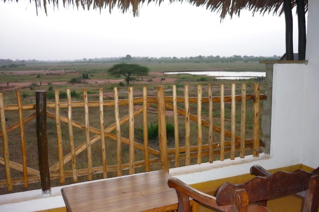 Blick vom Balkon Voi Wildlife Lodge