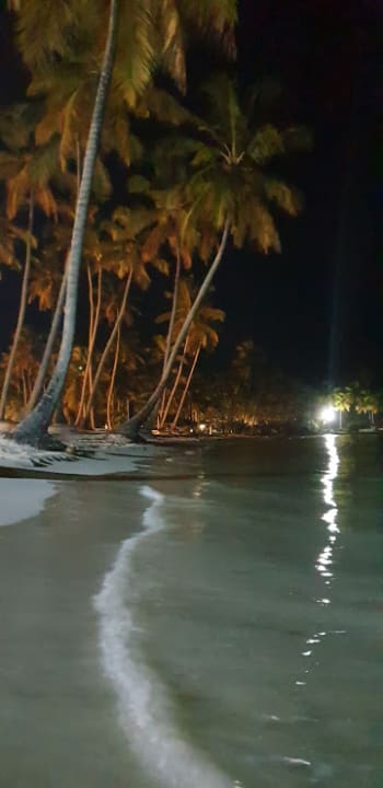 Strand Wyndham Alltra Samana