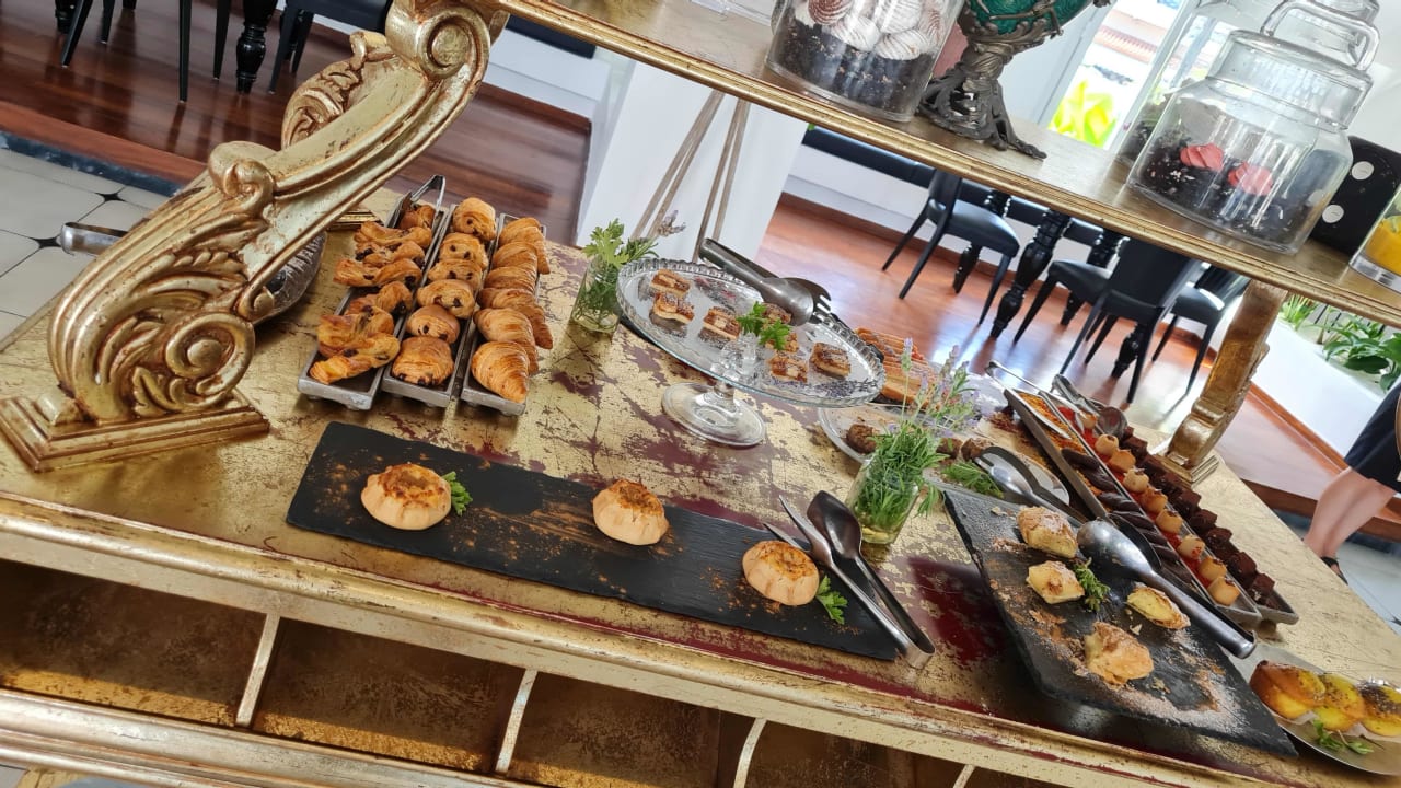 Gastro Caramel A Grecotel Resort To Live