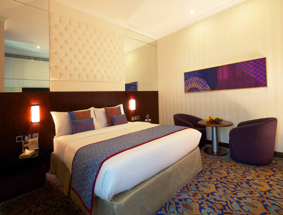 Deluxe Single/Double Room Raviz Center Point Hotel