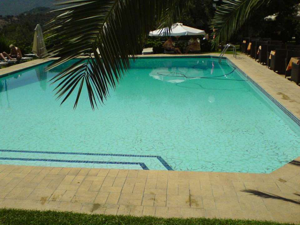 Das schöne und gepflegte Pool Hotel Sandy Bay