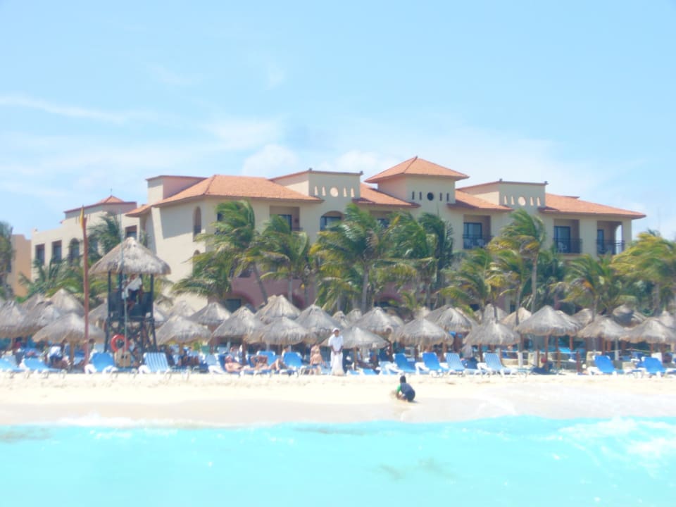 Widok z morza Sandos Playacar Beach Resort