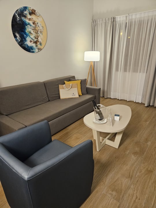 Zimmer Suites & Villas by Dunas