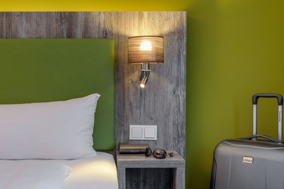 Zimmer ibis Styles Tubingen