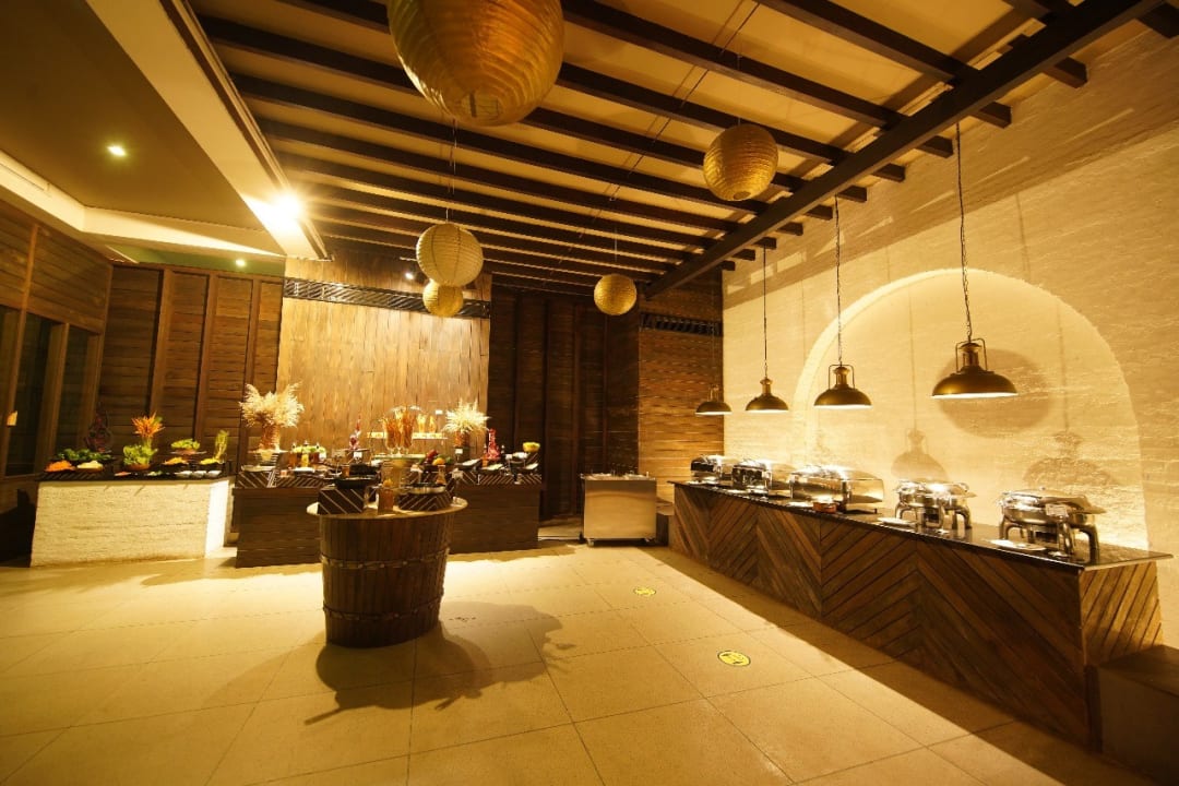 Gastro Suriya Resort