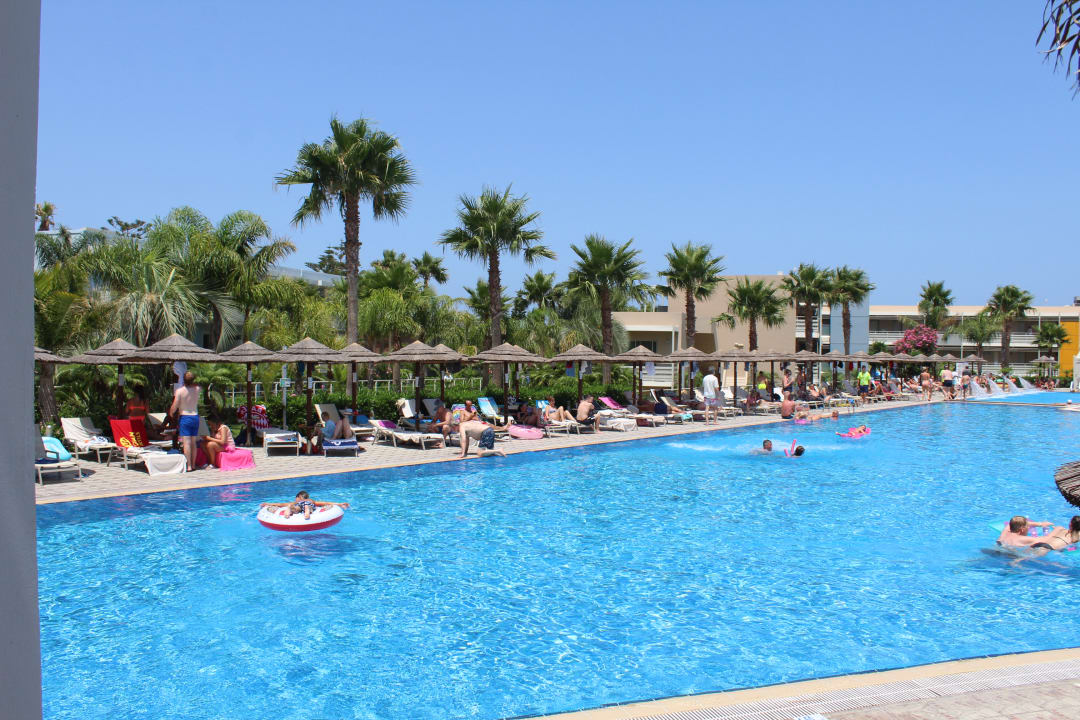 Pool Blue Lagoon Resort