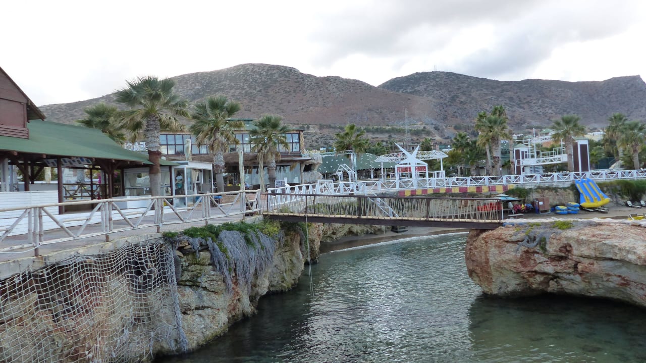 Promenade Star Beach Village