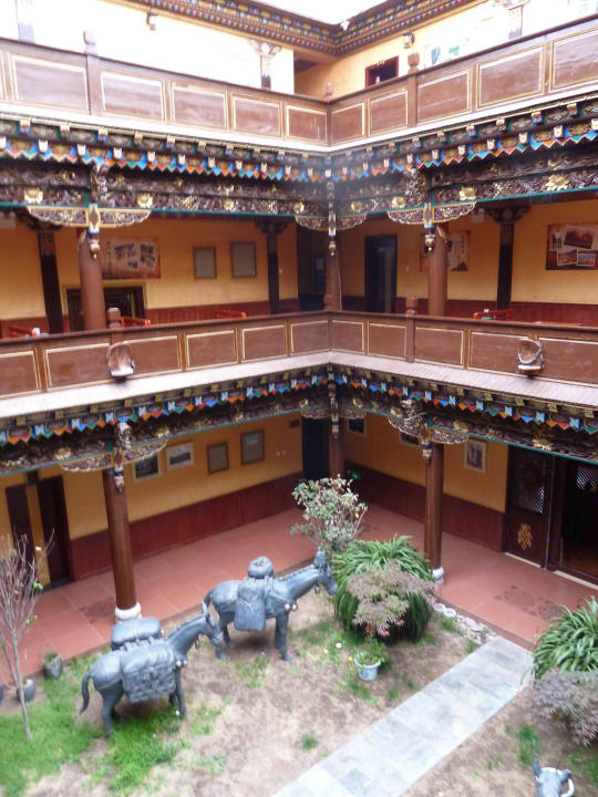 Innenhof des traditionellen Hotels Shangri-la Zhuji Hotel